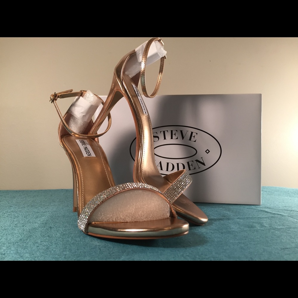 Steve Madden Rhine stone studded beauties